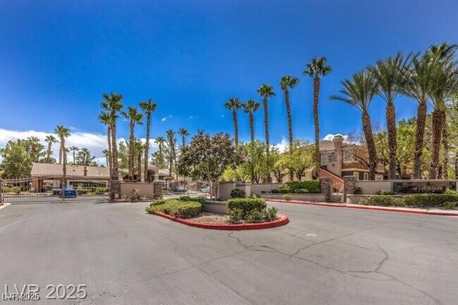 Building Photo - 7709 Himalayas Ave