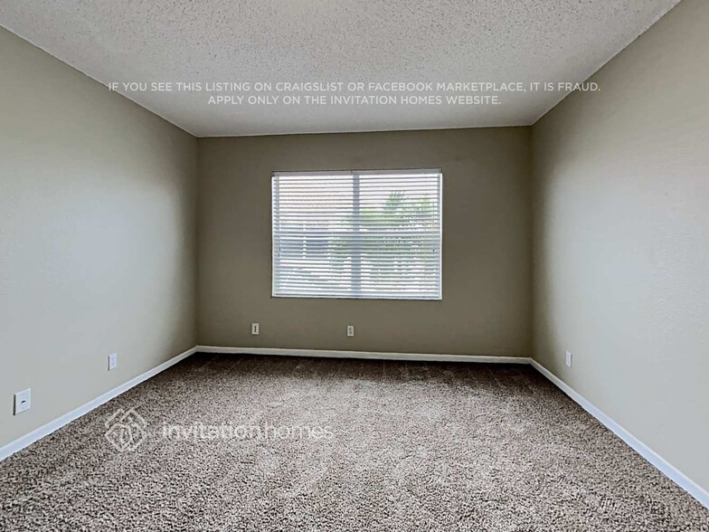 Building Photo - 10859 Buttonwood Lake Dr