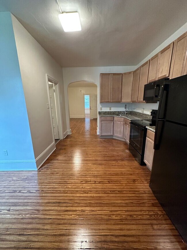 Building Photo - 836 - 838 Delaware Ave