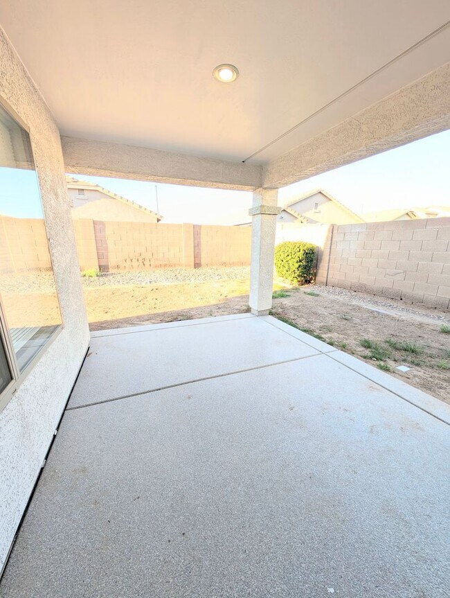 Building Photo - AVAILABLE NOW IN SAN TAN RANCH GILBERT!!!