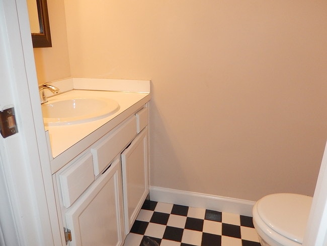 Building Photo - 1302 Dylan Heath Ct