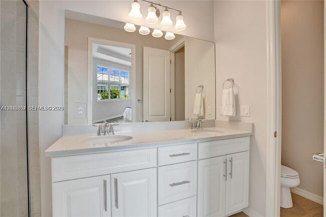 Building Photo - 5140 Eucalyptus Dr