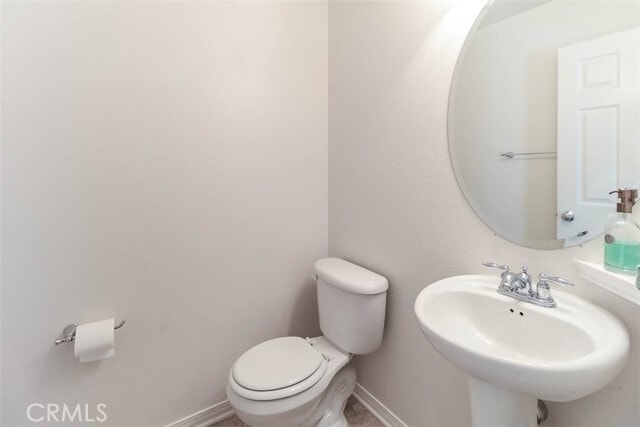 Building Photo - 754 W 1st St