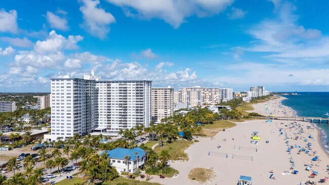 Building Photo - 111 N Pompano Beach Blvd