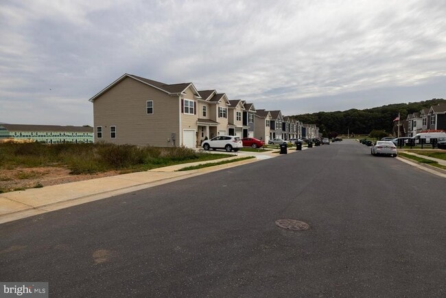 Building Photo - 262 Allison Dr