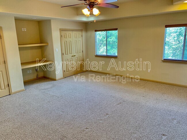 Building Photo - 1535 Parkfield Cir