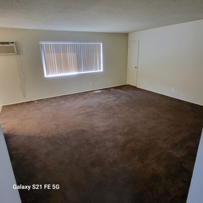Building Photo - 4201 Green Ave