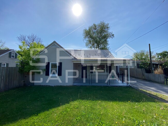 Primary Photo - 178 Mt Pleasant Rd