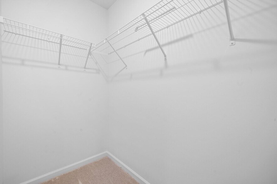Building Photo - 207 9th Ave SE