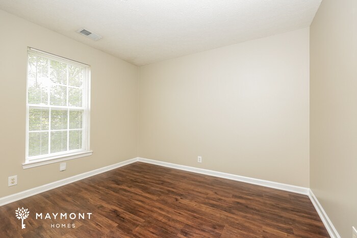 Building Photo - 1625 Timber Run