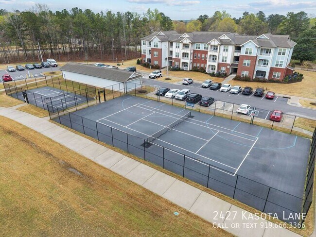 Building Photo - 2427 Kasota Ln