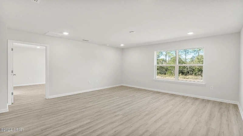 Building Photo - 293 Cades Ct