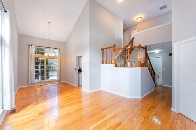 Building Photo - 1265 Dunbarton Dr