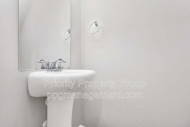 Building Photo - 9054 Stoney Waters Ct