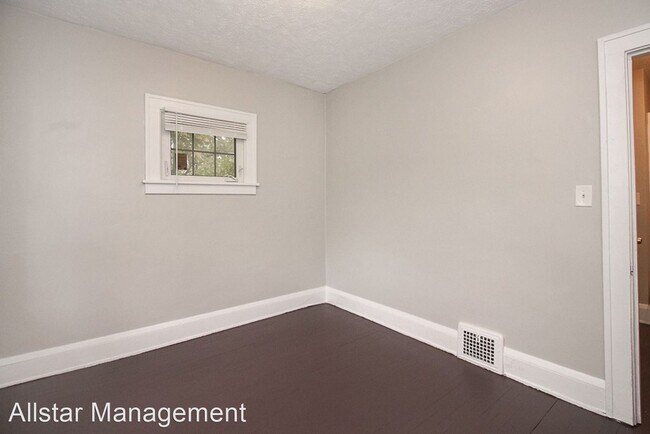 Building Photo - 4 br, 1.5 bath House - 1749 Cumberland Rd