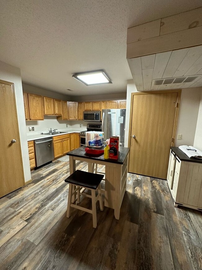 Building Photo - CONDO FOR RENT FROM PRIVATE LANDLORD!