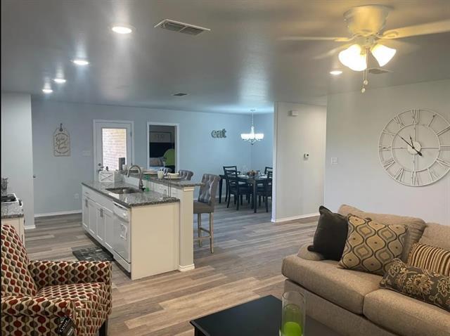 Building Photo - 8424 10th Pl