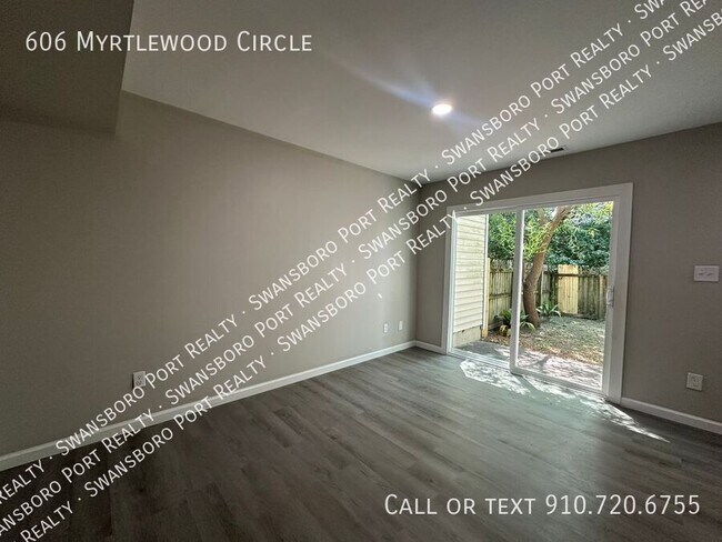 Building Photo - 606 Myrtlewood Cir