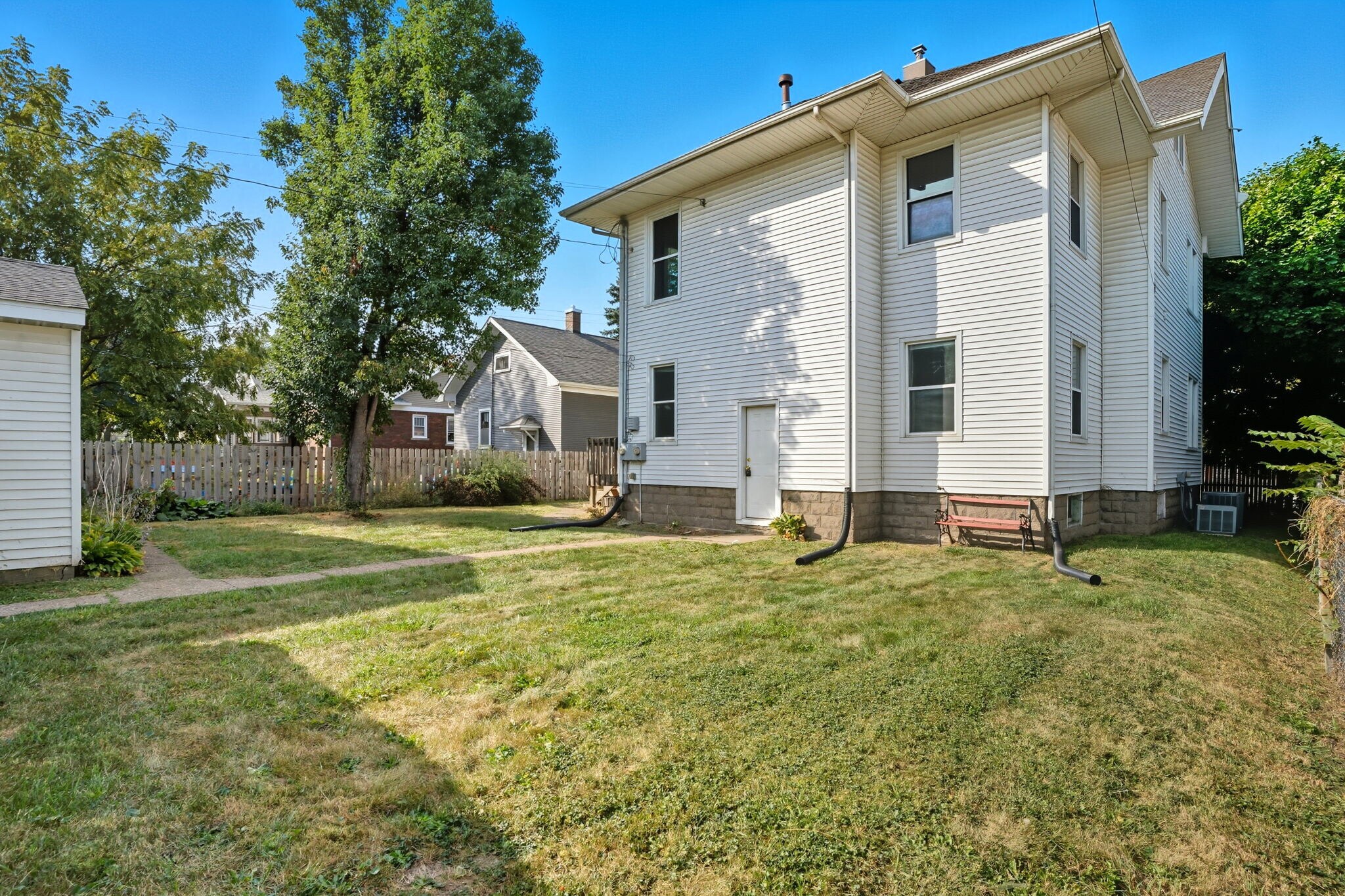Building Photo - 1719 N Marquette St
