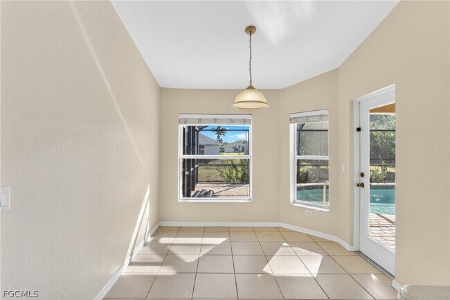 Building Photo - 815 SW 11th Ave