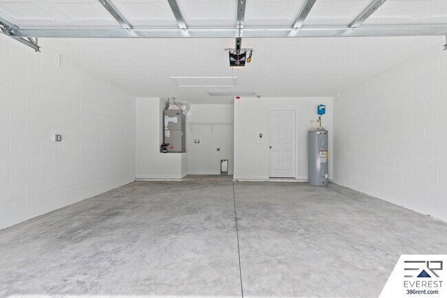 Building Photo - 121 Laguna Forest Trail