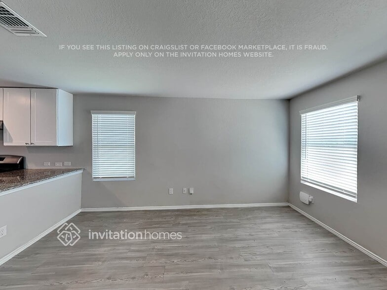 Building Photo - 5525 Verdugos Pl