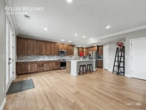 Building Photo - 939 Melting Snow Way