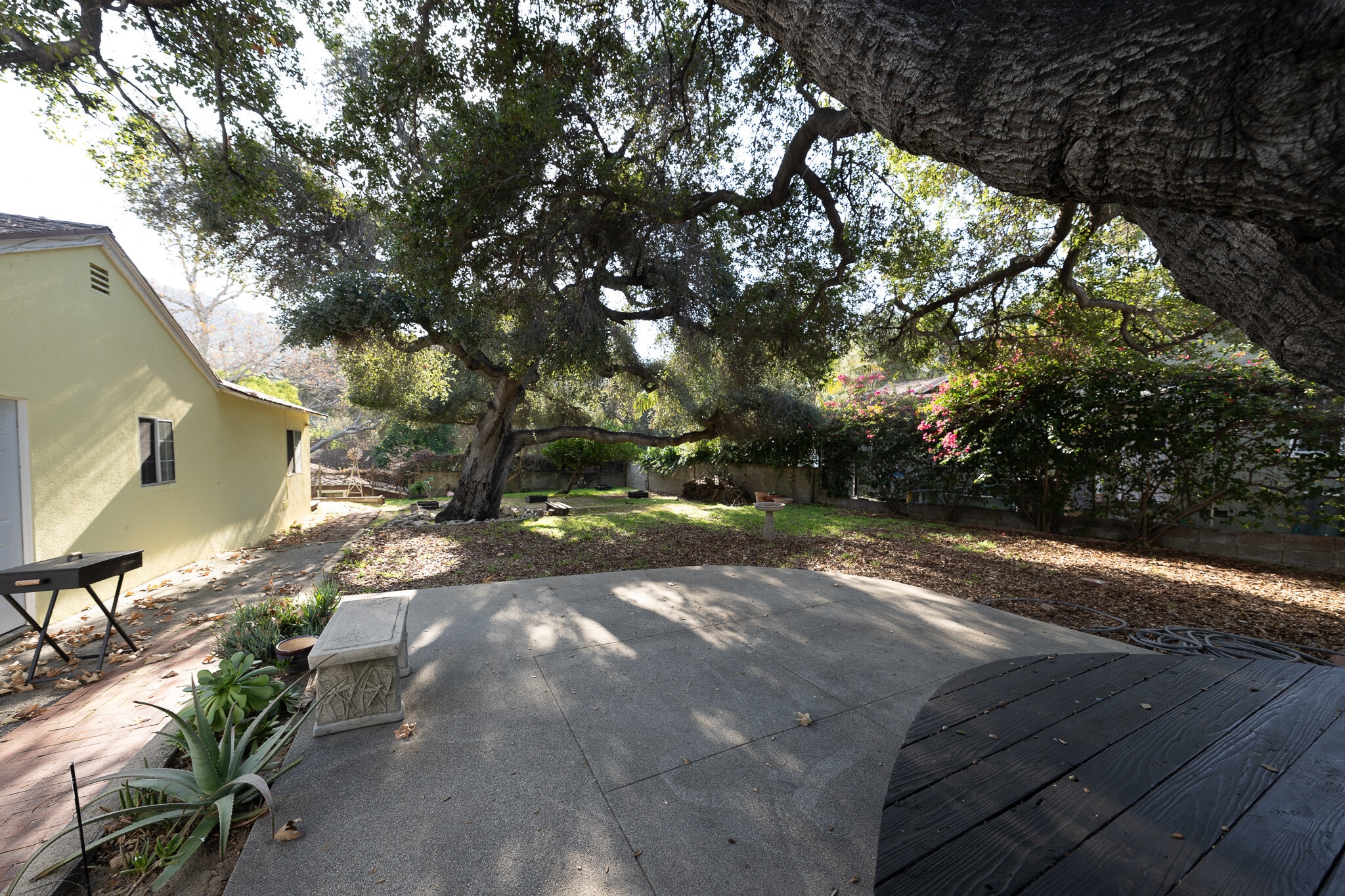 Building Photo - 3106 Honolulu Ave