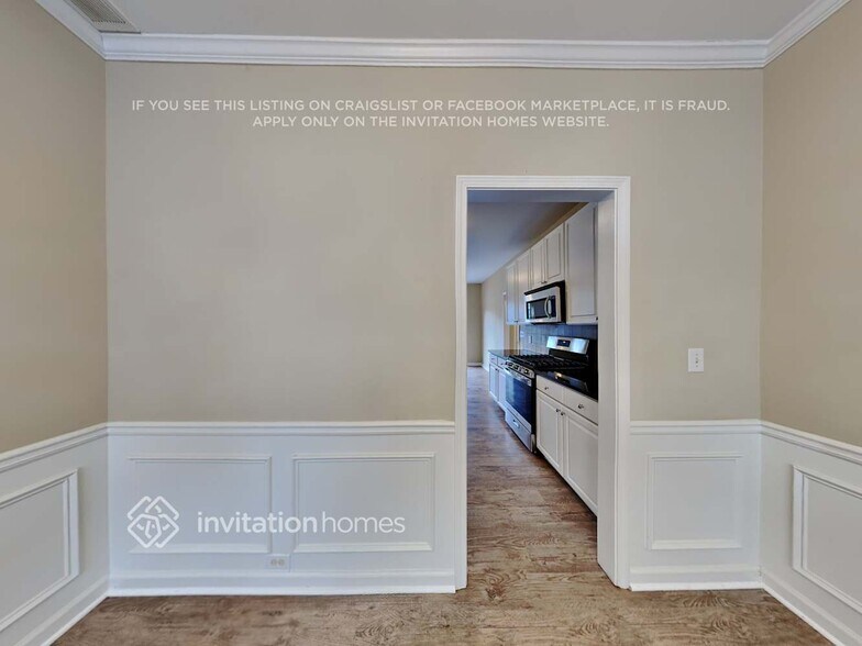 Building Photo - 6884 Breeze Dr