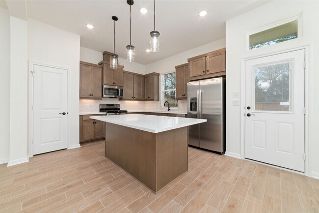 Building Photo - 135 W Coralburst Lp