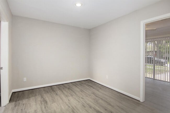 Building Photo - 6225 Indigo St