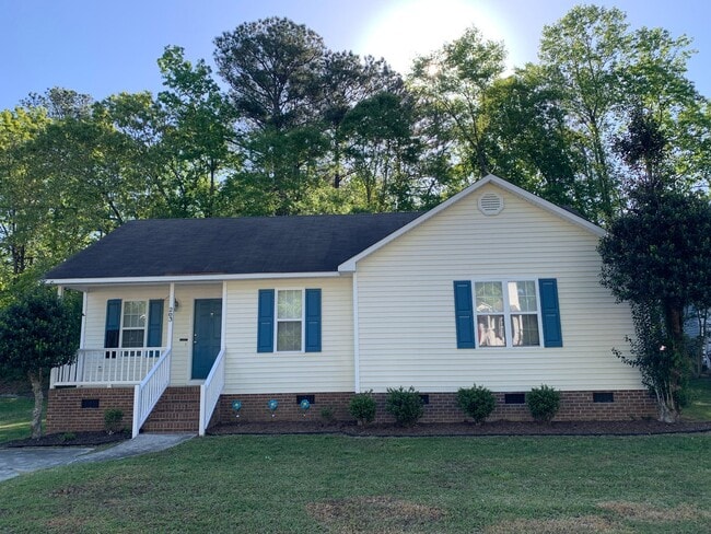 Primary Photo - Clayton Ranch, 3 Bedrooms, Large Yard, App...
