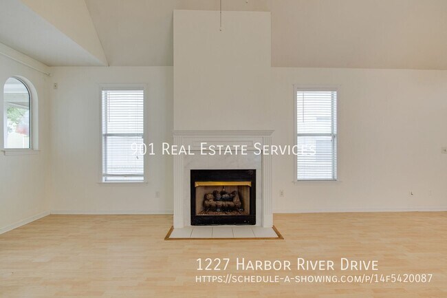 Building Photo - 1227 Harbor River Dr
