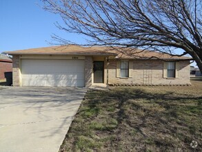 Building Photo - Embrace Spacious Living in Killeen!