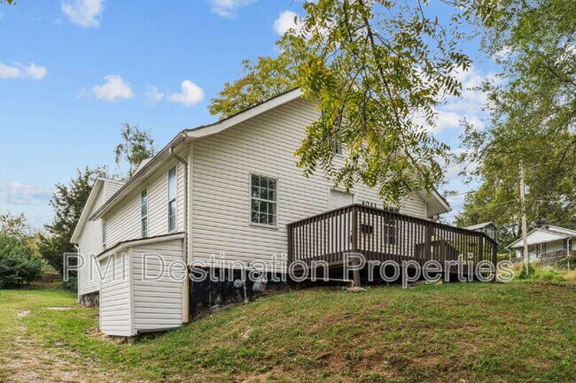 Building Photo - 4041 Ruby Ave
