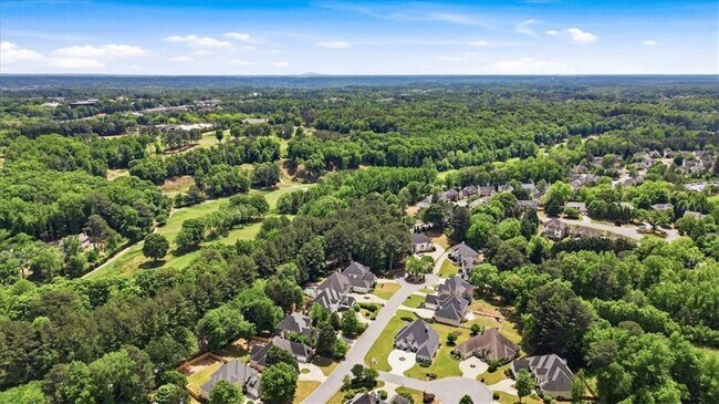 Building Photo - 210 Masters View Ct