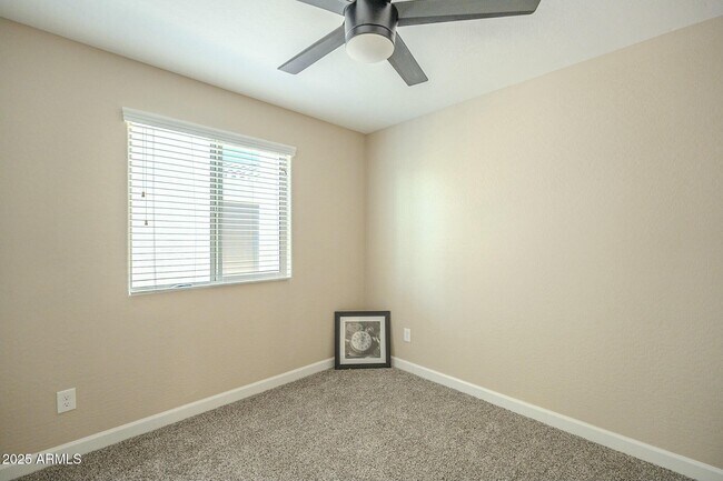 Building Photo - 4582 E Jadeite Dr