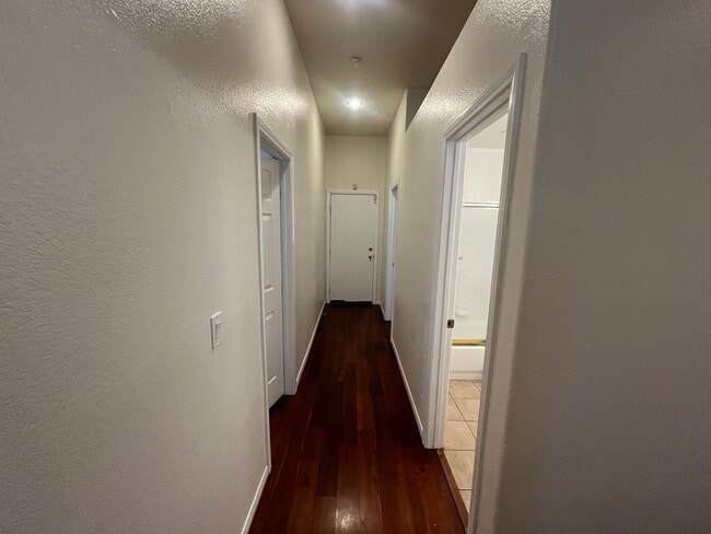 Building Photo - Single Story 3 bedroom-Summerlin