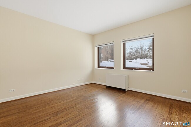 Building Photo - 1 Milbank Ave