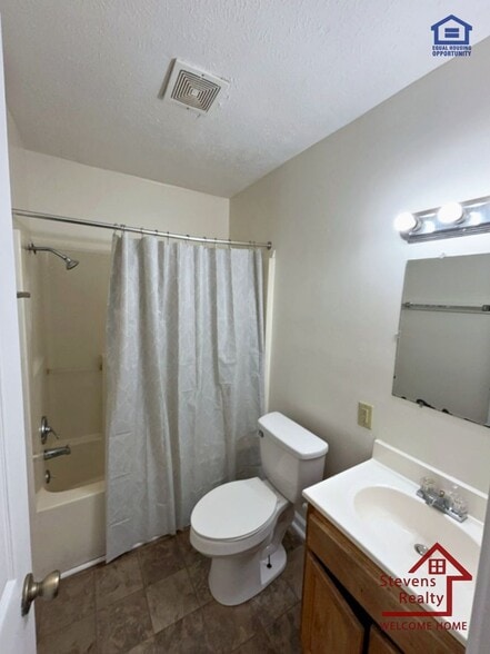 Building Photo - 55 Dogwood Pointe Dr