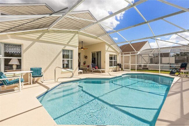 Building Photo - 2703 Chatham Cir