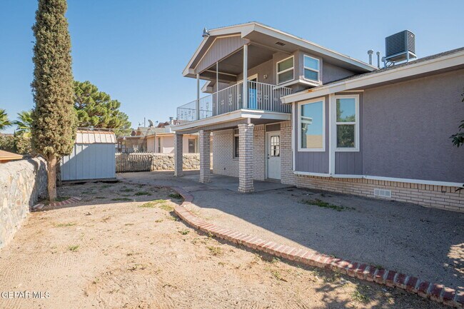 Building Photo - 12041 Van Gogh Dr