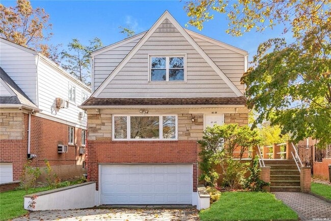 Building Photo - 65-68 Ellwell Crescent