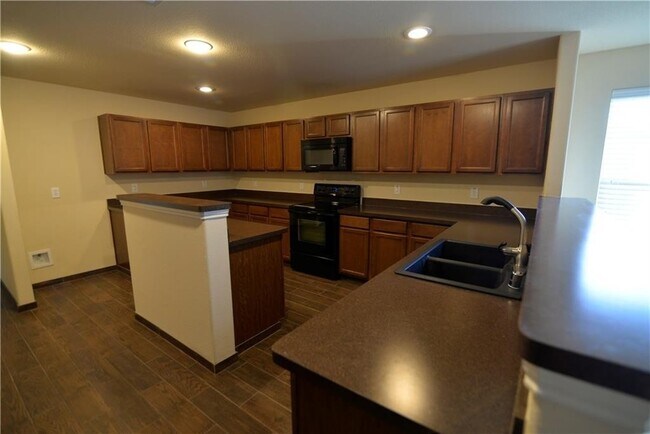 Building Photo - Dazzling 4 Bedroom McKinney TX