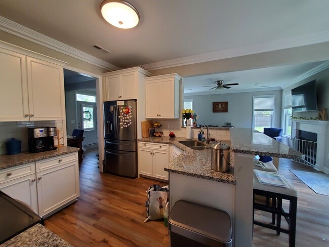 Building Photo - 106 Ridge Cove Ln