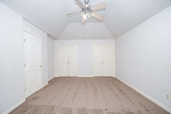 Building Photo - 5214 Mountain Forest Dr