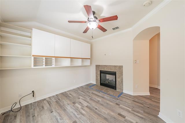 Building Photo - 1313 Catbird Dr