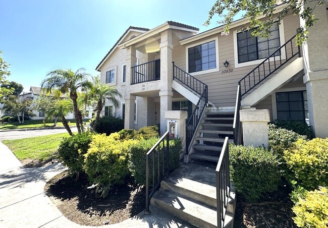 Building Photo - Mira Mesa Gem! Spacious 2BR Condo w/A/C, I...