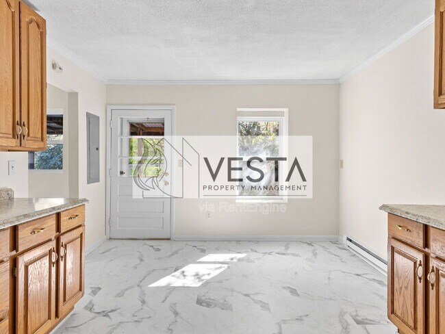 Building Photo - 78 Old Oak Hill Rd