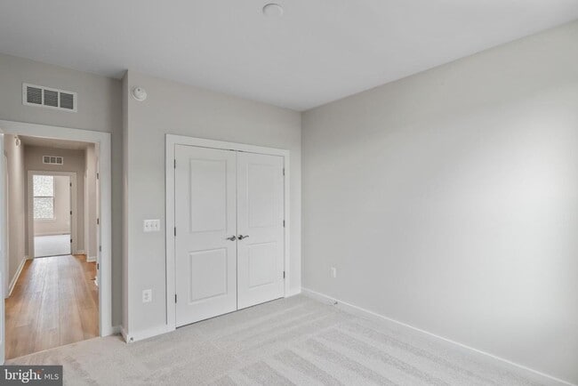 Building Photo - 2152 Glacier Rd